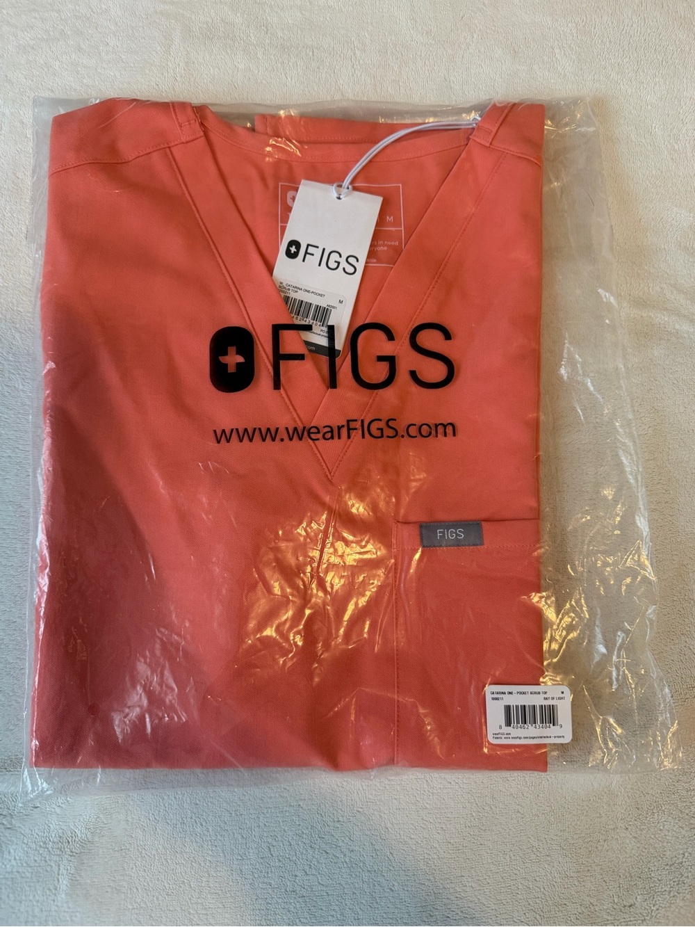 FIGS woman's Catarina One Pocket Scrub Top